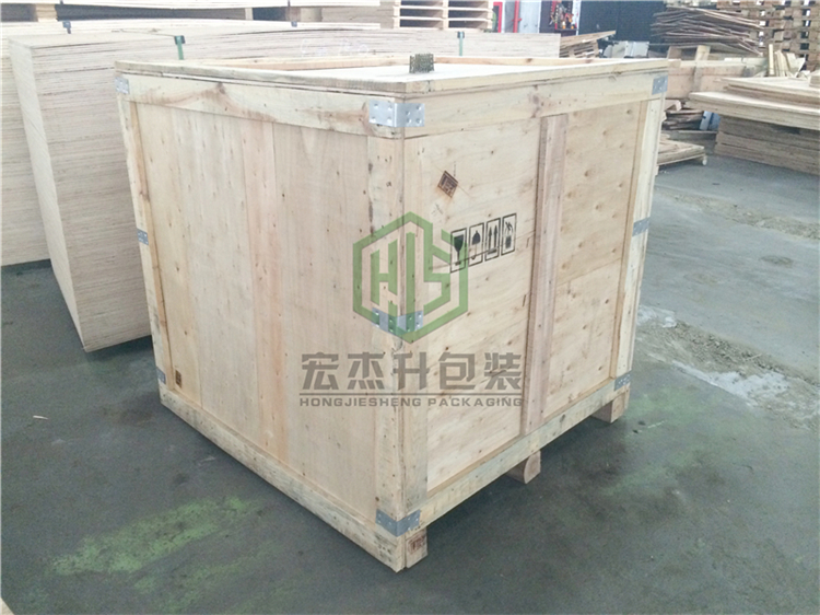 使用熏蒸木箱出口應(yīng)該注意的包裝事項